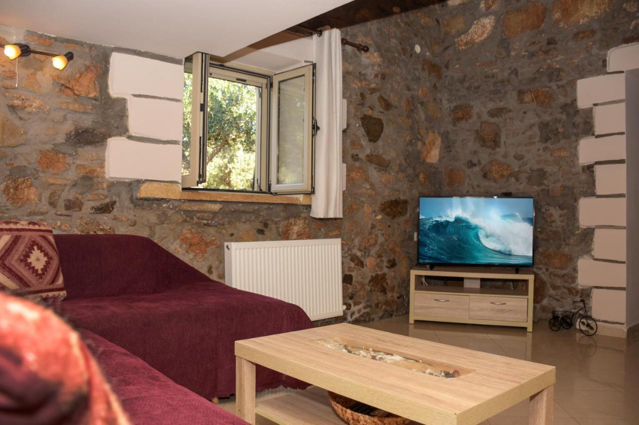 Pause Serenity House Into Olive Groves Vila Agios Fotios Exterior foto
