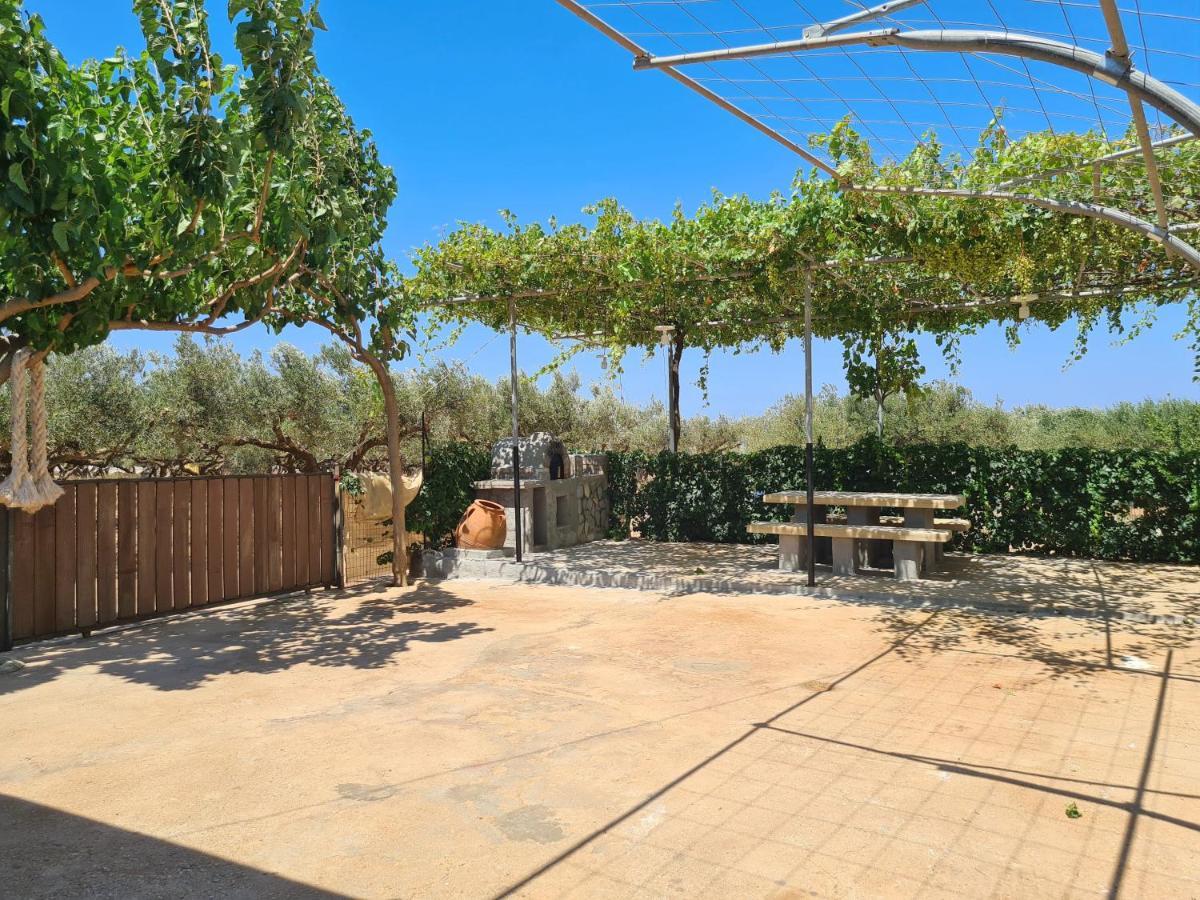 Pause Serenity House Into Olive Groves Vila Agios Fotios Exterior foto